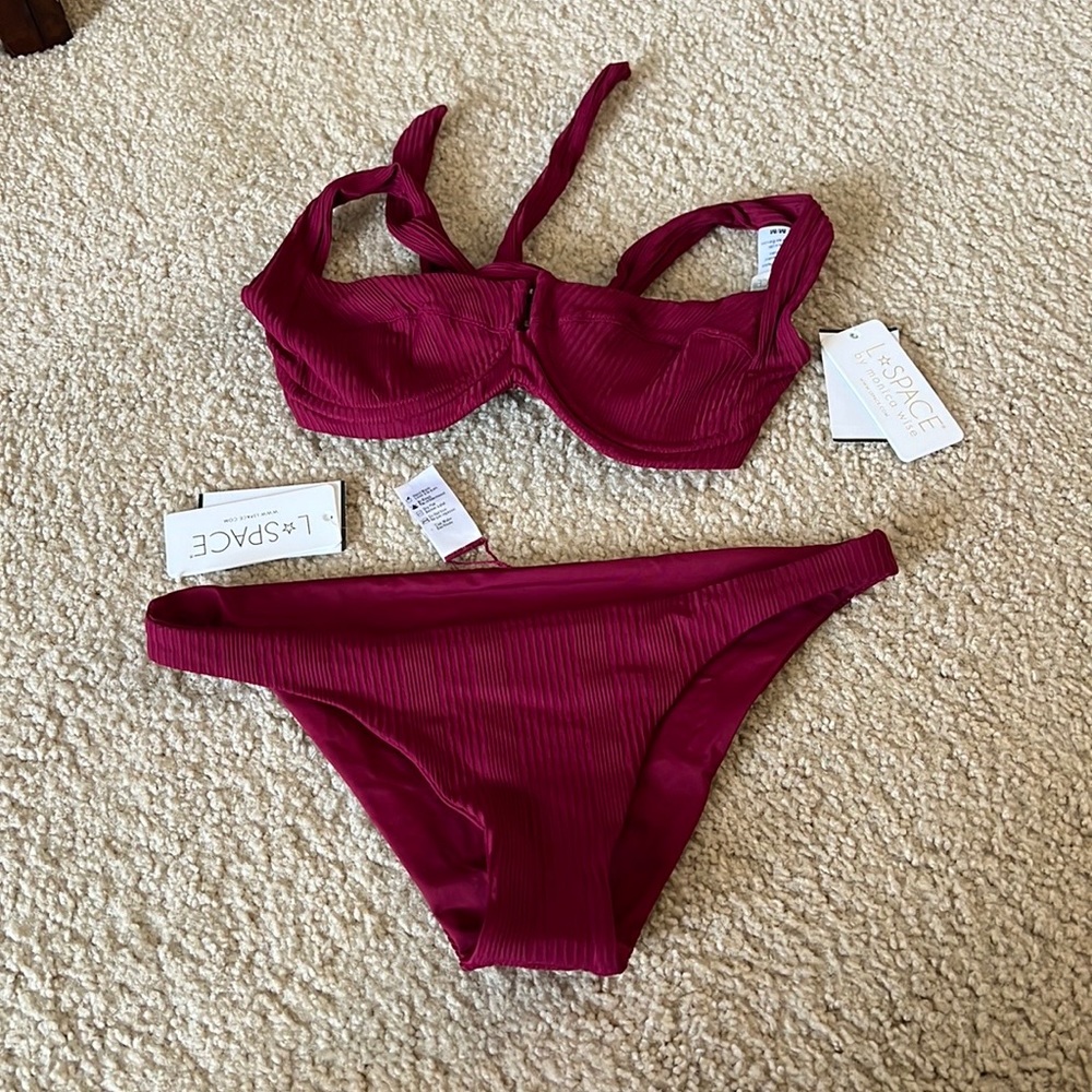 NWT L*Space Pointelle Ribbed Bikini in Cabernet. Medium top & Bottom. BRAND NEW!